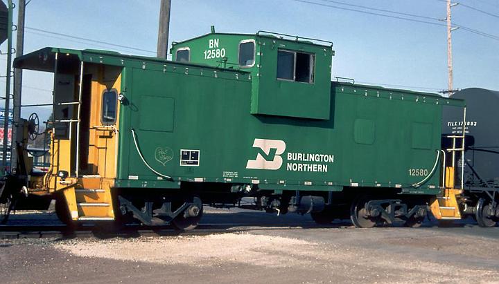 BN 12580 - CABOOSE.jpg